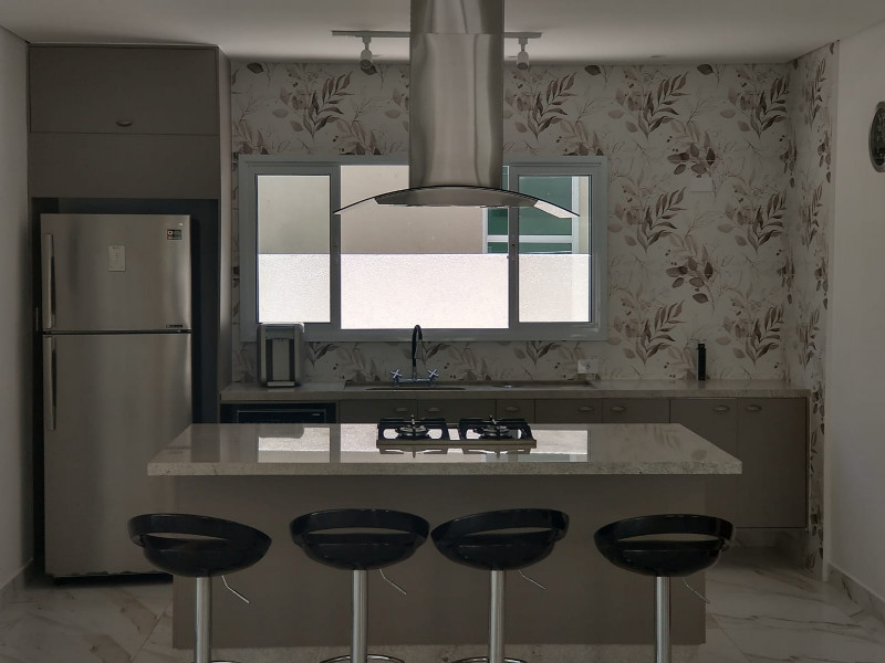 Casa de condomínio à venda Morada das Flores (Aldeia da Serra) com 290m² e 4 quartos por R$ 2.800.000 - 1640069617-cozinha1.jpeg