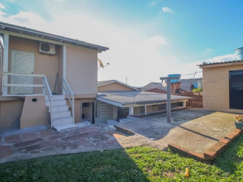 Casa à venda Canudos com 144m² e 3 quartos por R$ 360.000 - 1832295255-f6c5aa20-ffdf-4530-9dcb-28cfe2819678.jpeg