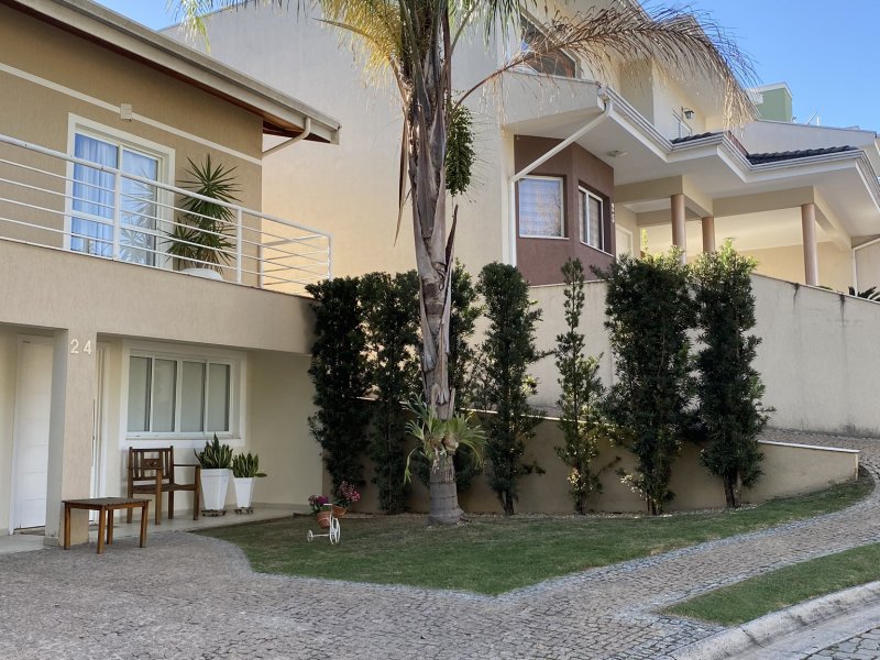 Casa de condomínio à venda Jardim Lorena com 230m² e 3 quartos por R$ 1.150.000 - 1047514455-ad6e54ee-29ca-4d94-a93f-4e4dcc4e5c89.jpeg