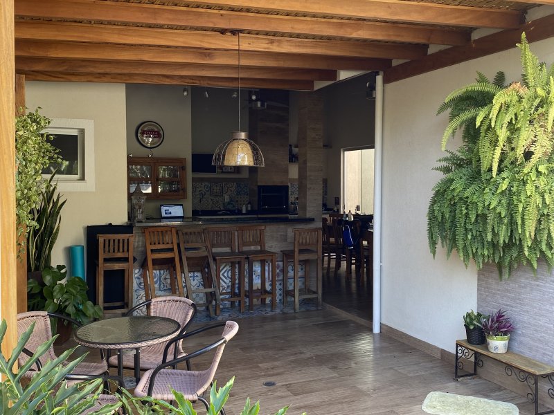 Casa de condomínio à venda Jardim Lorena com 230m² e 3 quartos por R$ 1.150.000 - 131648966-67b3e1f9-6e5e-47ca-bf0b-0e9a4f8cb6c0.jpeg