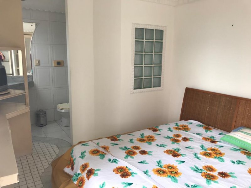 Apartamento à venda Ponto Central com 109m² e 3 quartos por R$ 270.000 - 1862527681-suite.jpeg