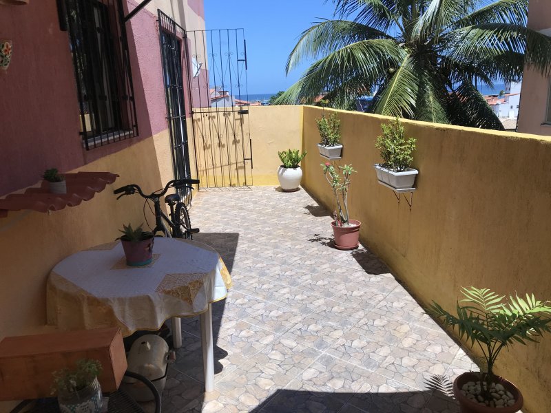 Apartamento para alugar Itapuã com 50m² e 2 quartos por R$ 250.000 - 1465535059-e1d50a79-18d0-4ac8-a432-1d1aebc12354.jpeg