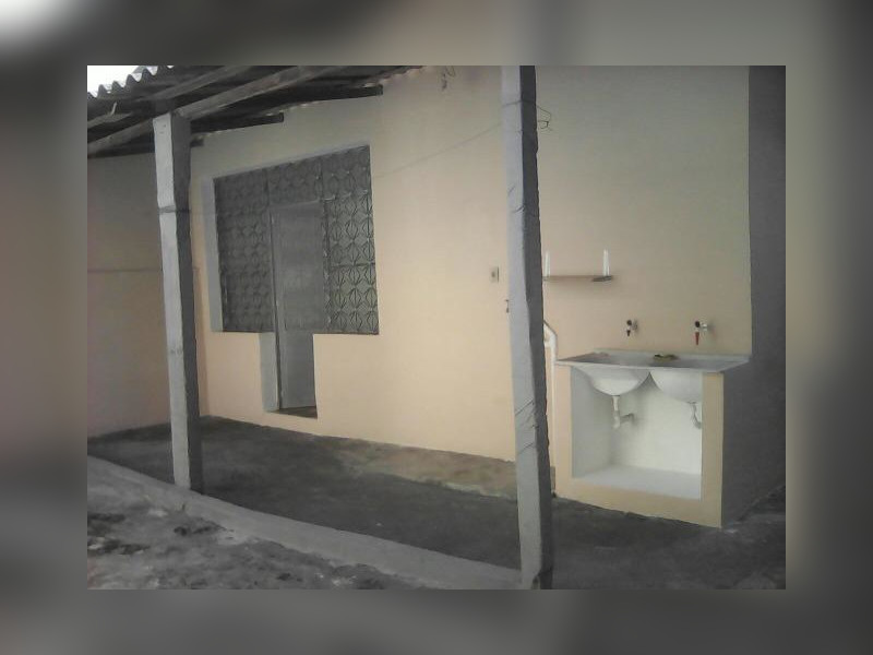 Casa à venda Bangu com 300m² e 2 quartos por R$ 300.000 - 21.jpg