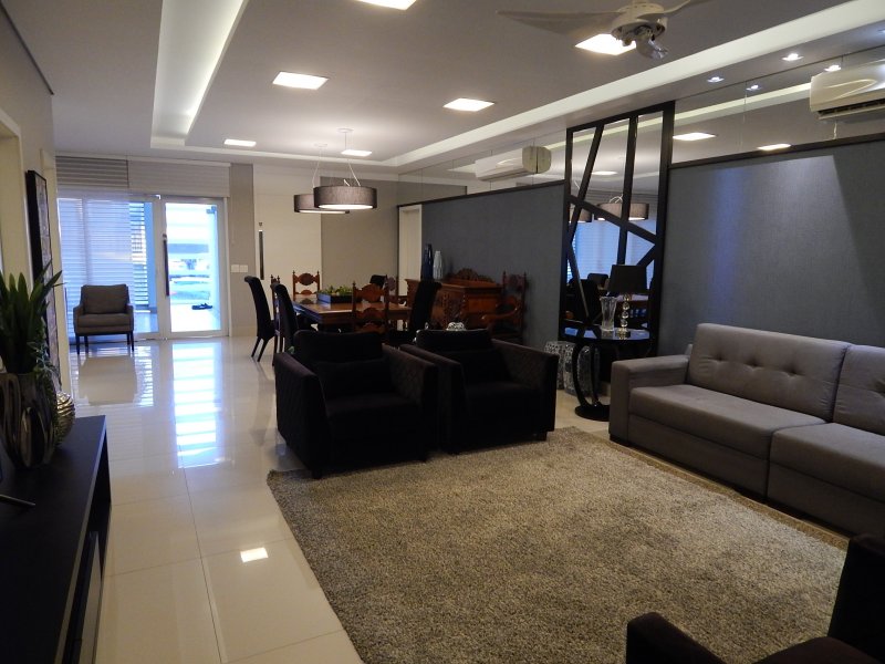 Casa de condomínio à venda Rodoviaria Parque com 427m² e 4 quartos por R$ 1.820.000 - 1575988080-10-sala-de-tv-3.JPG