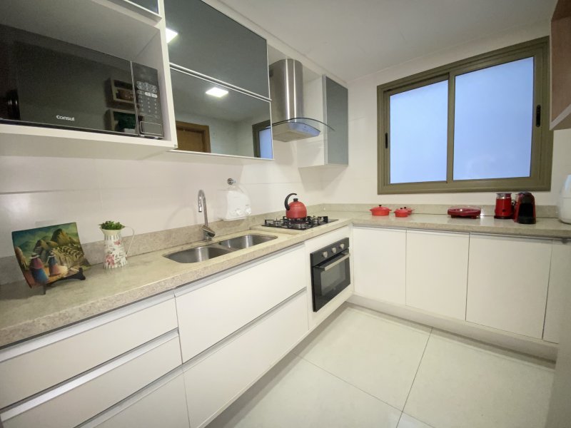 Apartamento à venda Cavalhada com 104m² e 3 quartos por R$ 890.000 - 543524783-6b7fb8d3-5817-4e0c-a1ba-df3286fb3efd.jpeg