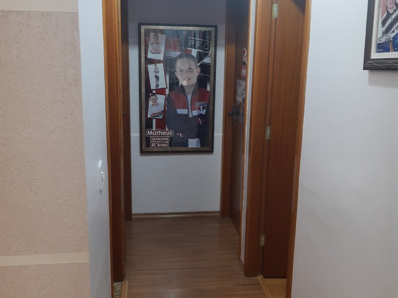 Apartamento à venda Jardim Santo André com 70m² e 3 quartos por R$ 295.000 - 475064963-corredor-para-os-quartos.jpg