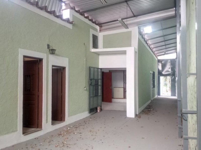 Casa para alugar Fazenda Santa Cândida com 1000m² e 6 quartos por R$ 6.500 - 1370833446-whatsapp-image-2020-09-22-at-15.jpeg
