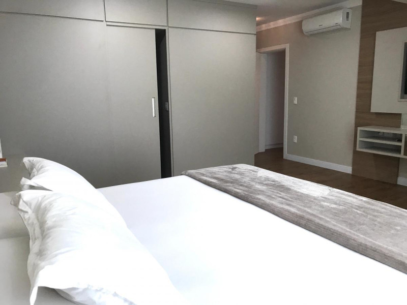 Apartamento à venda Estados com 205m² e 3 quartos por R$ 780.000 - 2356983830.jpg