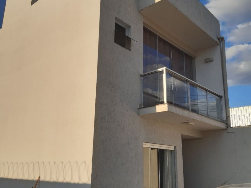 imóvel com 111m² - Cabral - Contagem