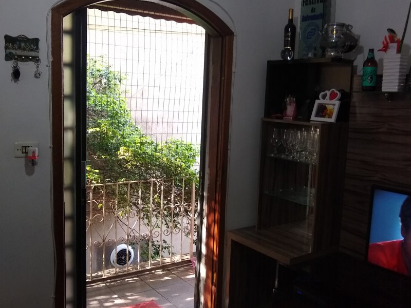 Casa para alugar Jardim Vila Galvão com 172m² e 2 quartos por R$ 1.950 - 390222965-img-20200909-145438764.jpg