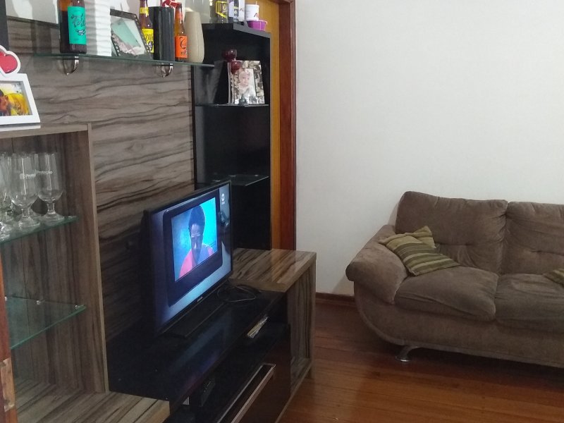 Casa para alugar Jardim Vila Galvão com 172m² e 2 quartos por R$ 1.950 - 689945775-img-20200909-145625208.jpg