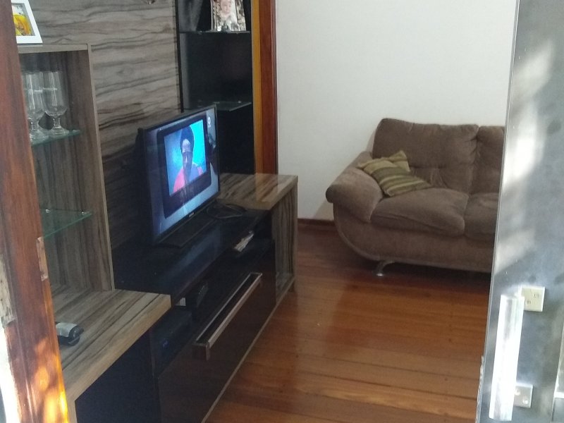 Casa para alugar Jardim Vila Galvão com 172m² e 2 quartos por R$ 1.950 - 922884953-img-20200909-145628094.jpg