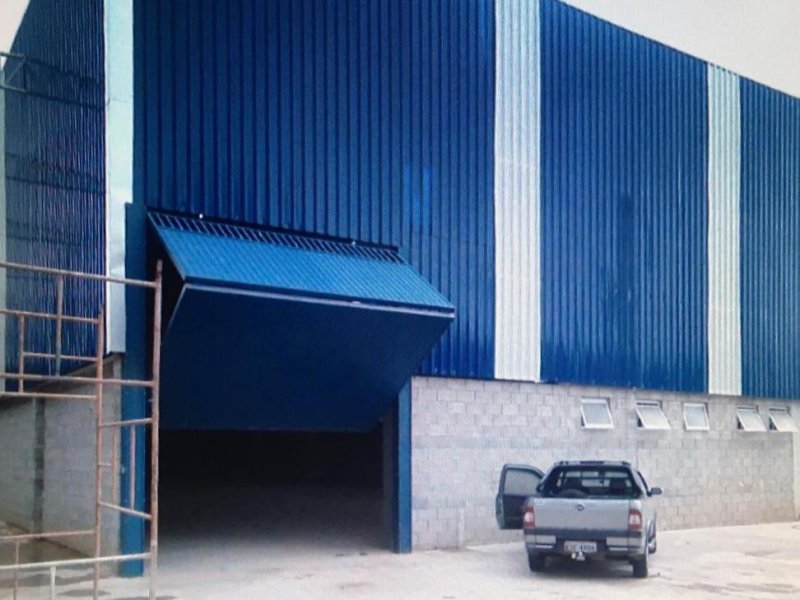 Comercial à venda Chácara do Solar II (Fazendinha) com 1300m² e  quartos por R$ 1.500.000 - 906904083-b6b91428-501b-4d0b-b84f-beffc5f4f828.jpeg