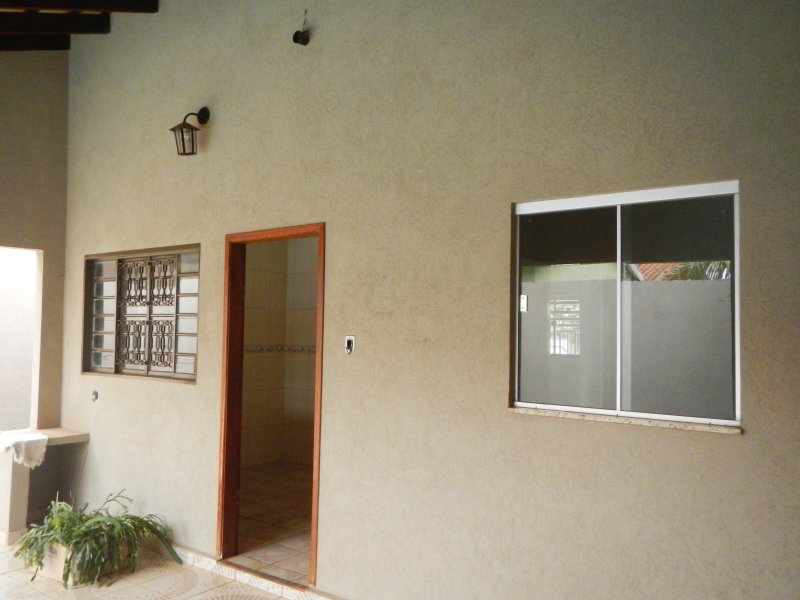 Casa à venda Jardim Centro Oeste com 200m² e 2 quartos por R$ 280.000 - 323453884-dscn3386.JPG