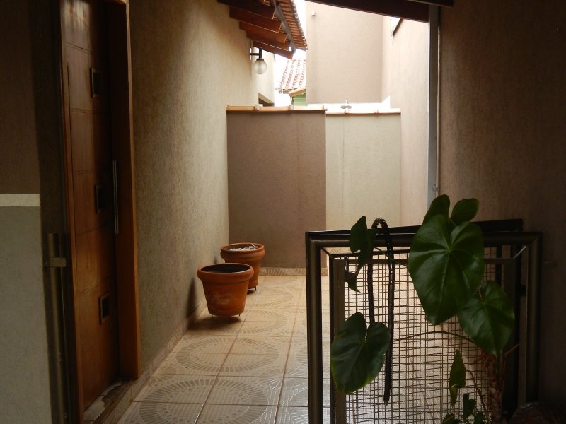 Casa à venda Jardim Centro Oeste com 200m² e 2 quartos por R$ 280.000 - 360492621-dscn3418.JPG