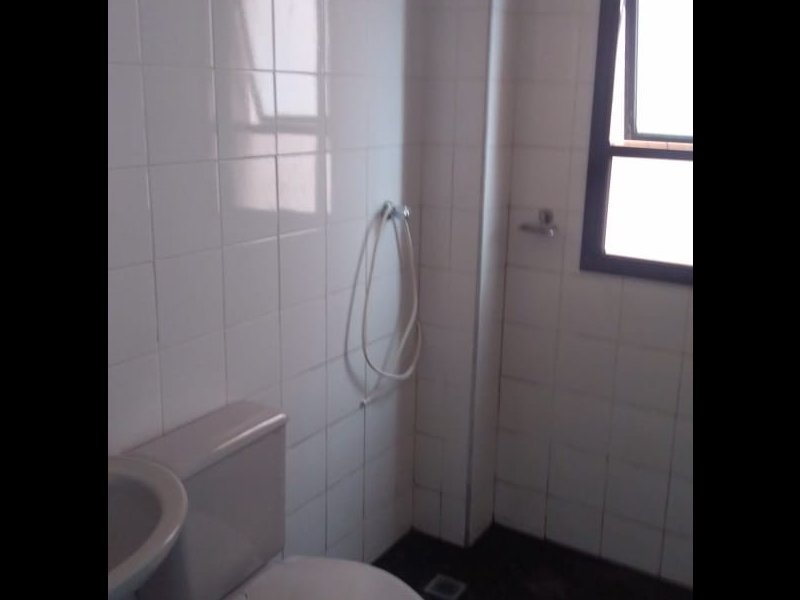 Apartamento à venda Jardim Imperador com 62m² e 2 quartos por R$ 270.000 - 1685756147-banheiro.jpg