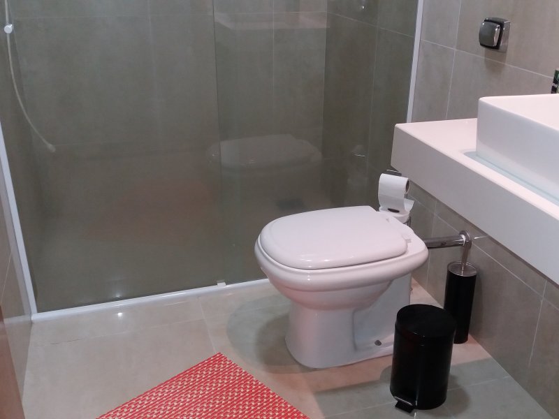 Casa à venda Center Martini com 125m² e 2 quartos por R$ 250.000 - 1196879962-banheiro-social.jpg