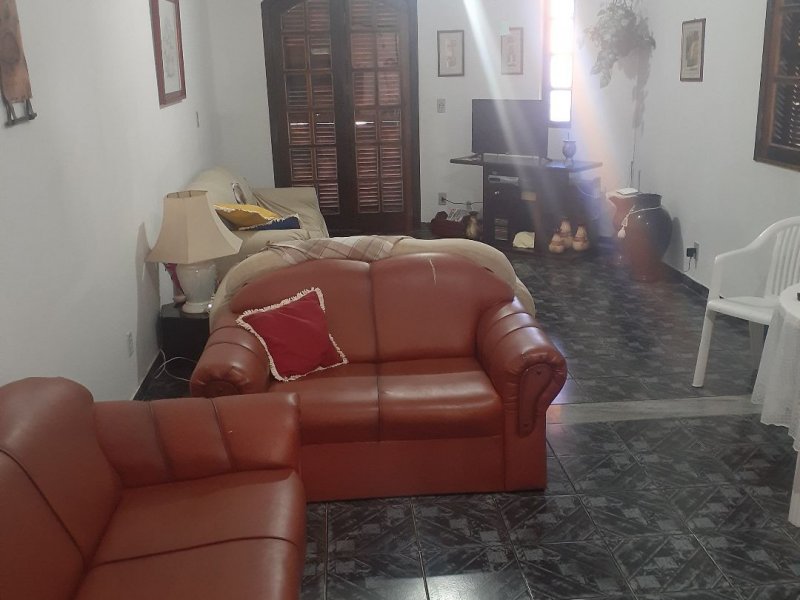 Casa de condomínio à venda Unamar com 300m² e 3 quartos por R$ 420.000 - 1373287911-2fdee296-0258-49d0-be8a-d2459c6464ba.jpg