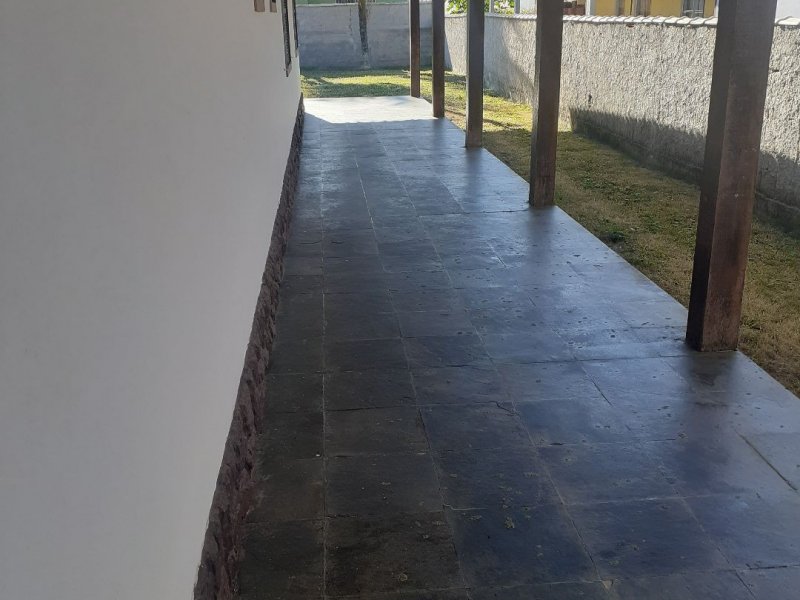 Casa de condomínio à venda Unamar com 300m² e 3 quartos por R$ 420.000 - 1425565093-4e94320e-b4fe-4d05-84eb-fce13199faa7.jpg