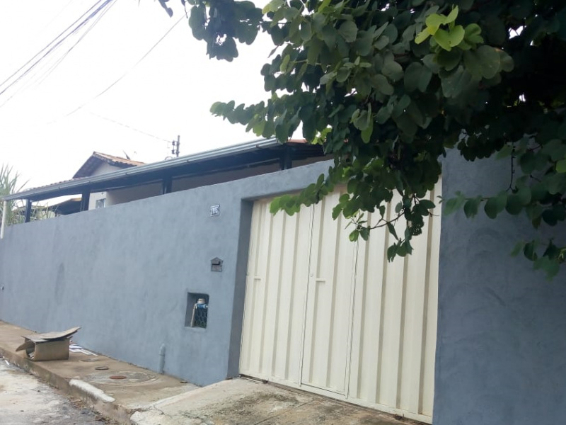 Casa à venda Centro com 109m² e 3 quartos por R$ 300.000 - 1523950012-frente.png