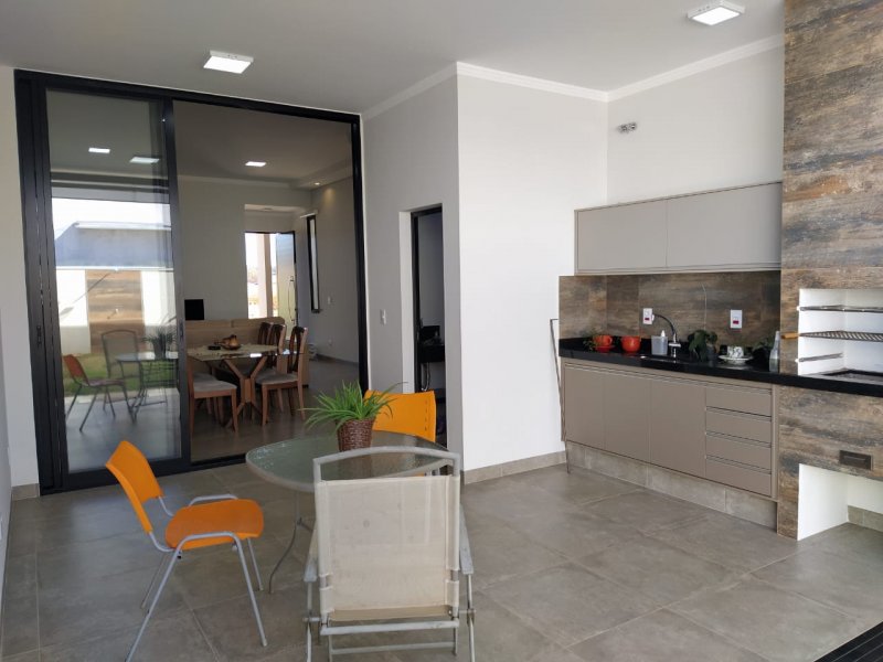 Casa de condomínio à venda Residencial Damha com 168m² e 3 quartos por R$ 660.000 - 1372755467-gourmet4.jpg