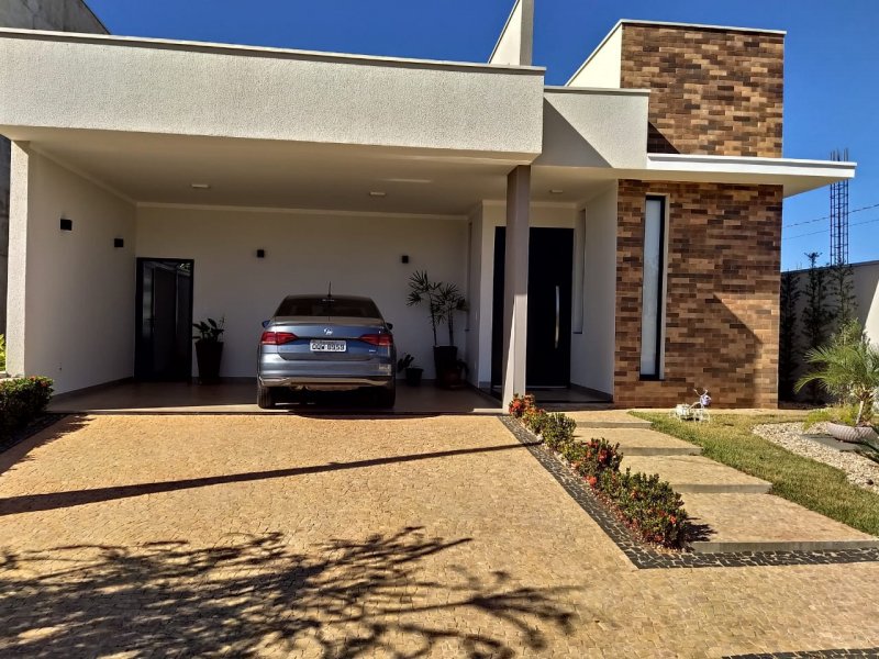 Casa de condomínio à venda Residencial Damha com 168m² e 3 quartos por R$ 660.000 - 597542788-fachada5.jpg