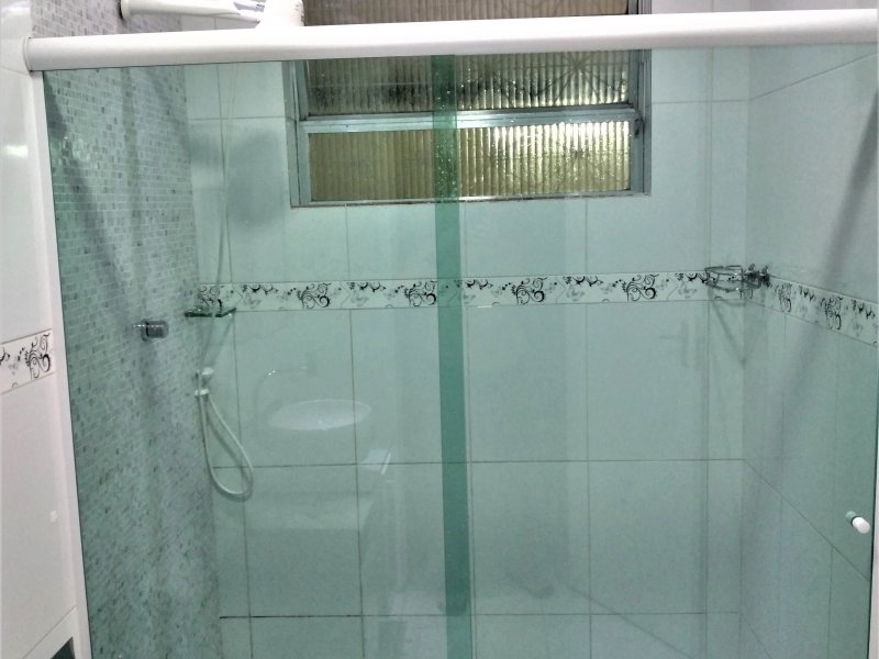 Casa à venda Realengo com 220m² e 3 quartos por R$ 180.000 - 333917573-banheiro-box-2.jpg