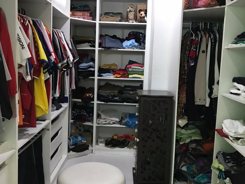 Casa de condomínio à venda Recreio dos Bandeirantes com 629m² e 6 quartos por R$ 2.990.000 - 458676233-closet-casal.jpeg