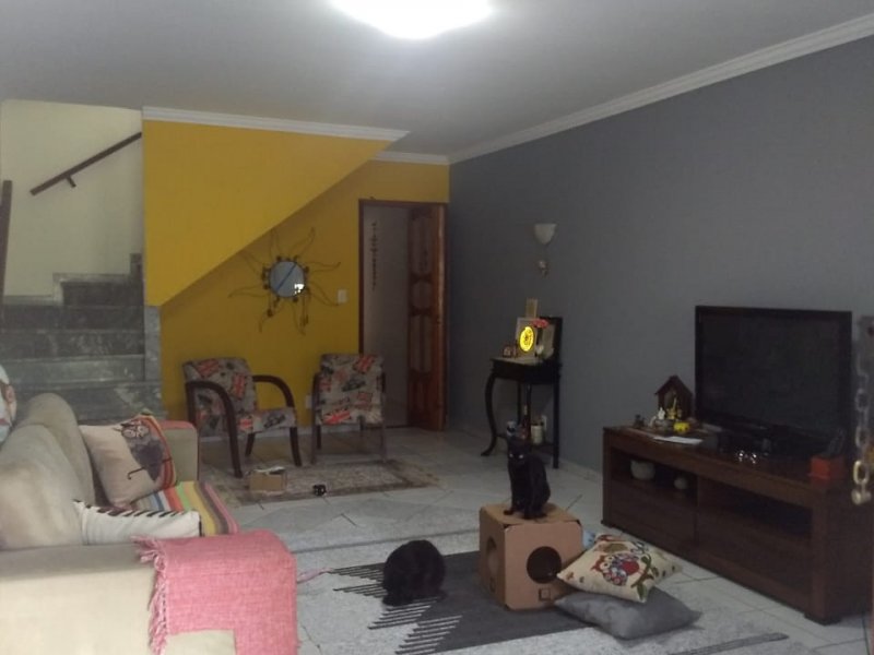 Casa para alugar Santa Paula com 141m² e 3 quartos por R$ 100.000.000 - 102005239-img-20200203-wa0084.jpg
