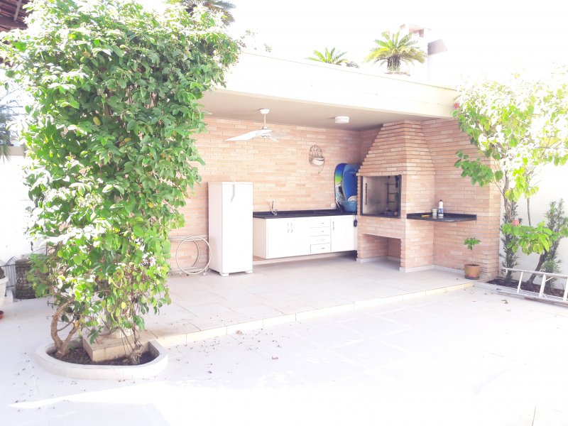 Casa à venda Praia da Enseada -  Jardim Virginia com 430m² e 4 quartos por R$ 2.200.000 - 1685600372-086.jpg