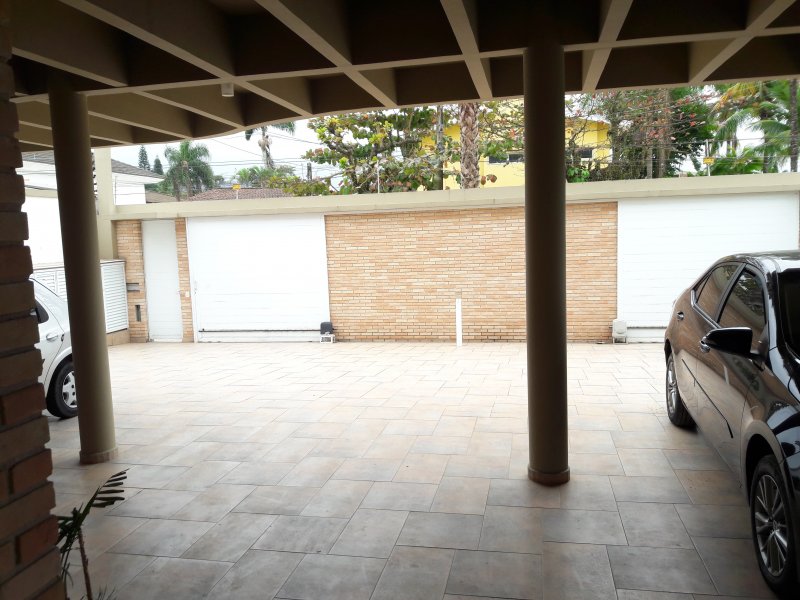 Casa à venda Praia da Enseada -  Jardim Virginia com 430m² e 4 quartos por R$ 2.200.000 - 1739126354-105.jpg