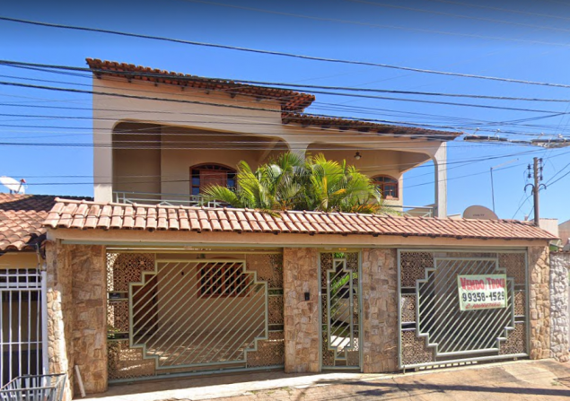 imóvel com 480m²