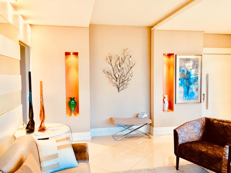 Cobertura à venda Vila Yara com 340m² e 4 quartos por R$ 2.900.000 - upef1298.JPG