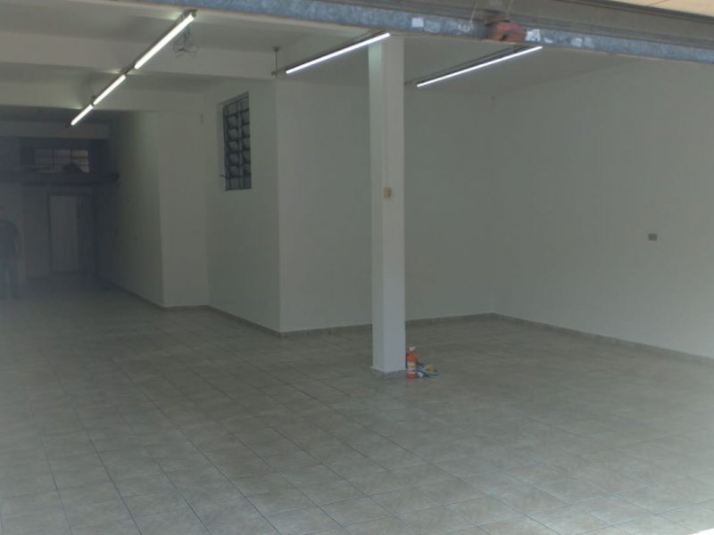 Comercial para alugar Vila Nivi com 110m² e  quartos por R$ 2.900 - 1920632997-6429deab-9030-4dc3-b43c-c127cc31b9c1.jpeg