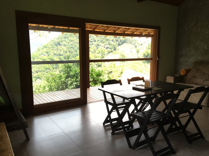imóvel com 200m² - Campos Eliseos - Casimiro de Abreu