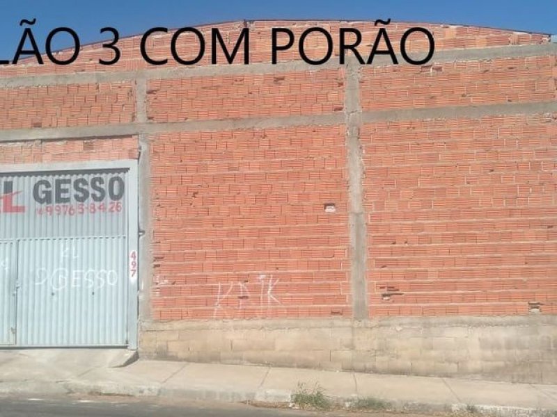 Comercial à venda Cidade Aracy com 190m² e  quartos por R$ 220.000 - 356073047-salao-3-com-porao.jpg