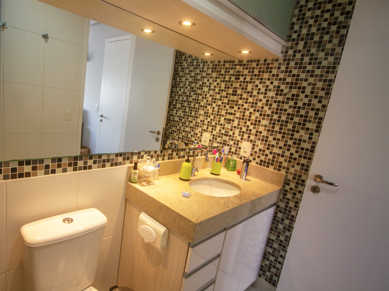 Apartamento à venda Várzea da Barra Funda com 82m² e 3 quartos por R$ 850.000 - 2001588582-banheiro-suite-01.png