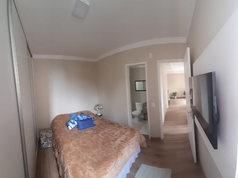 Apartamento à venda Planalto com 60m² e 3 quartos por R$ 360.000 - 856608293-quartbanh1.jpeg