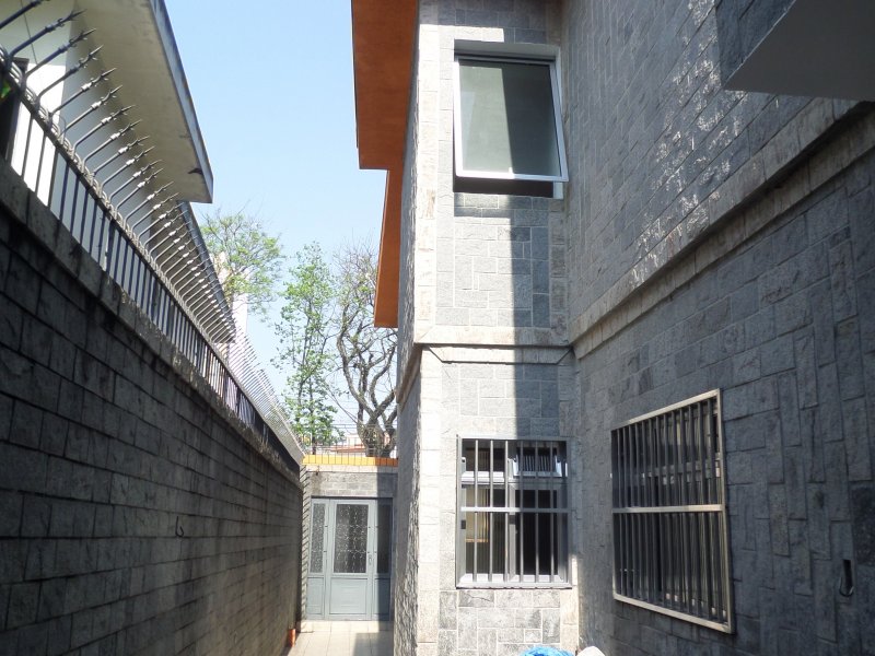 Casa à venda Vila Guiomar com 158m² e 3 quartos por R$ 490.000 - 1452282434-l1-quintal.JPG