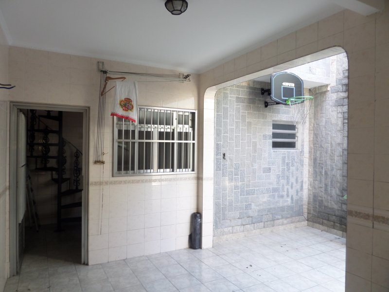 Casa à venda Vila Guiomar com 158m² e 3 quartos por R$ 490.000 - 1526102774-l5-quintal.JPG