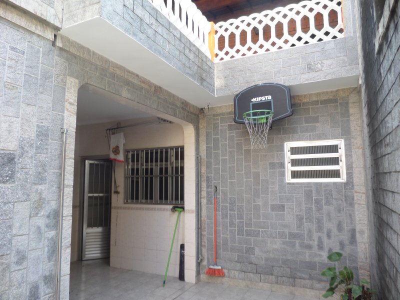 Casa à venda Vila Guiomar com 158m² e 3 quartos por R$ 490.000 - 232128609-l2-quintal.JPG