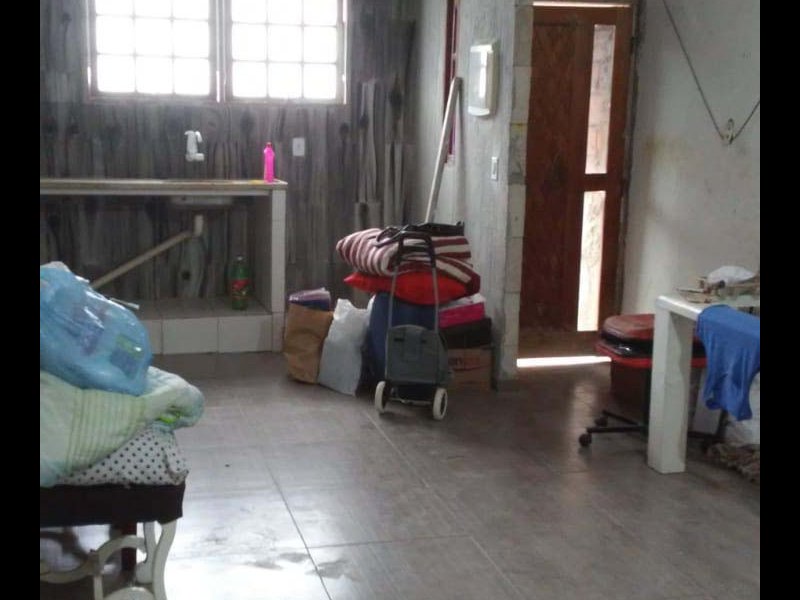 Casa à venda Taquara com 110m² e 7 quartos por R$ 280.000 - 483507579-corredor-para-sala.jpg