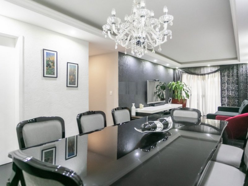 imóvel com 78m² - Mercês - Curitiba