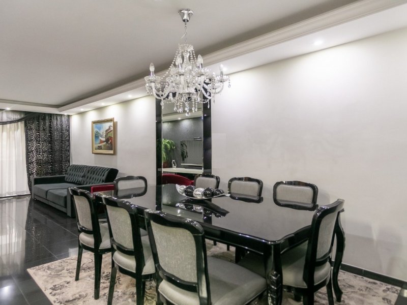 imóvel com 78m² - Mercês - Curitiba