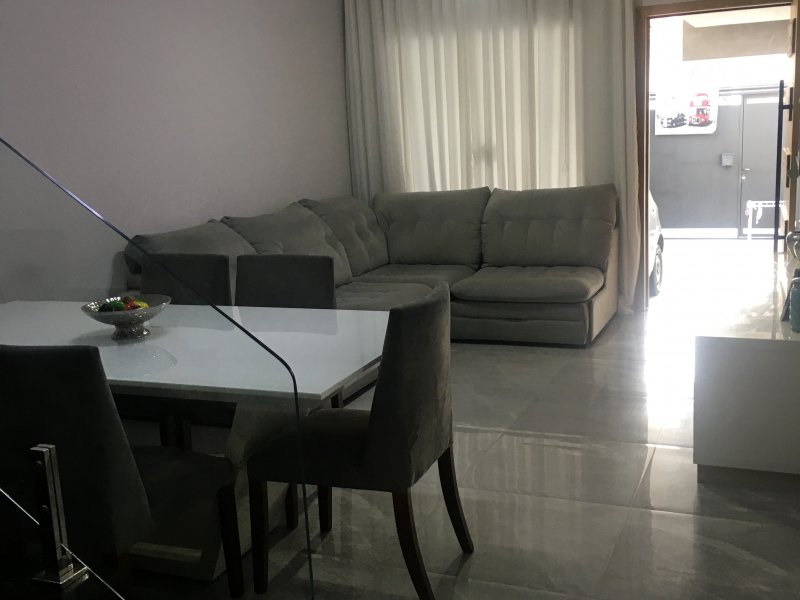 Casa à venda Tatuapé com 130m² e 3 quartos por R$ 750.000 - 36883739-86328589-5b46-43fb-b74a-21d240649964.jpeg