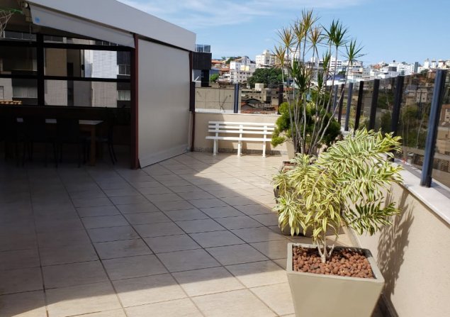 imóvel com 180m²