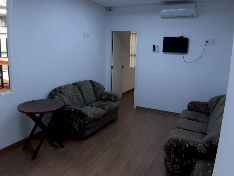 Comercial à venda São Vicente com 350m² e 1 quarto por R$ 820.000 - 46148426-galpao18.jpg
