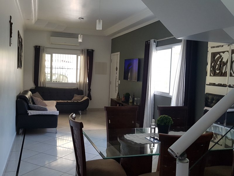 Casa à venda Guilhermina com 144m² e 3 quartos por R$ 600.000 - 2034778648-inbound3752592883496894257.jpg