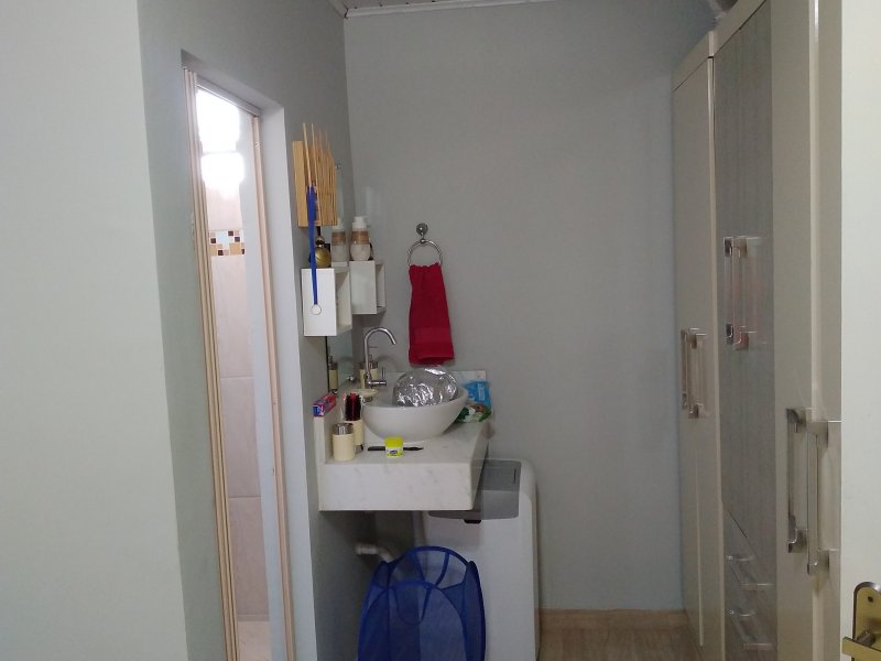 Casa à venda Vila dos Pinheiros com 195m² e 5 quartos por R$ 650.000 - 1650986357-img-20200330-144425-1.jpg