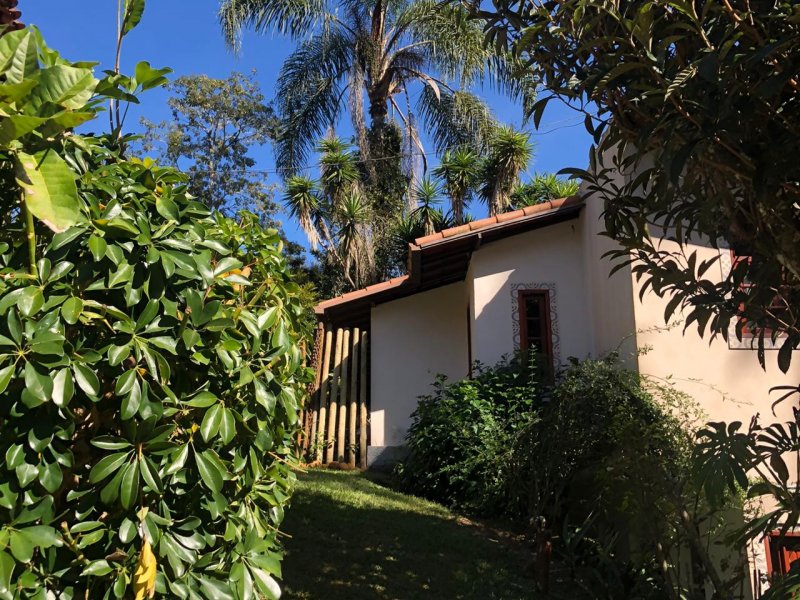 Casa à venda Quebra Frascos com 400m² e 4 quartos por R$ 950.000 - 1049693682-f.jpg